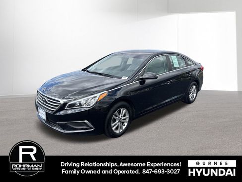 Used 2017 Hyundai Sonata SE FWD image 4