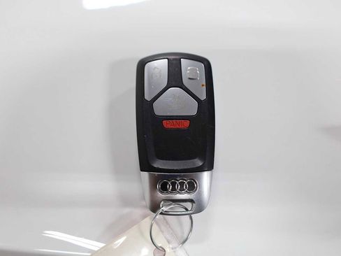 Used 2023 Audi Q5 2.0T Premium w/ Convenience Package image 40