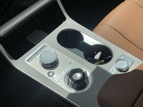 New 2026 Genesis GV80 2.5T Prestige AWD/4WD image 17