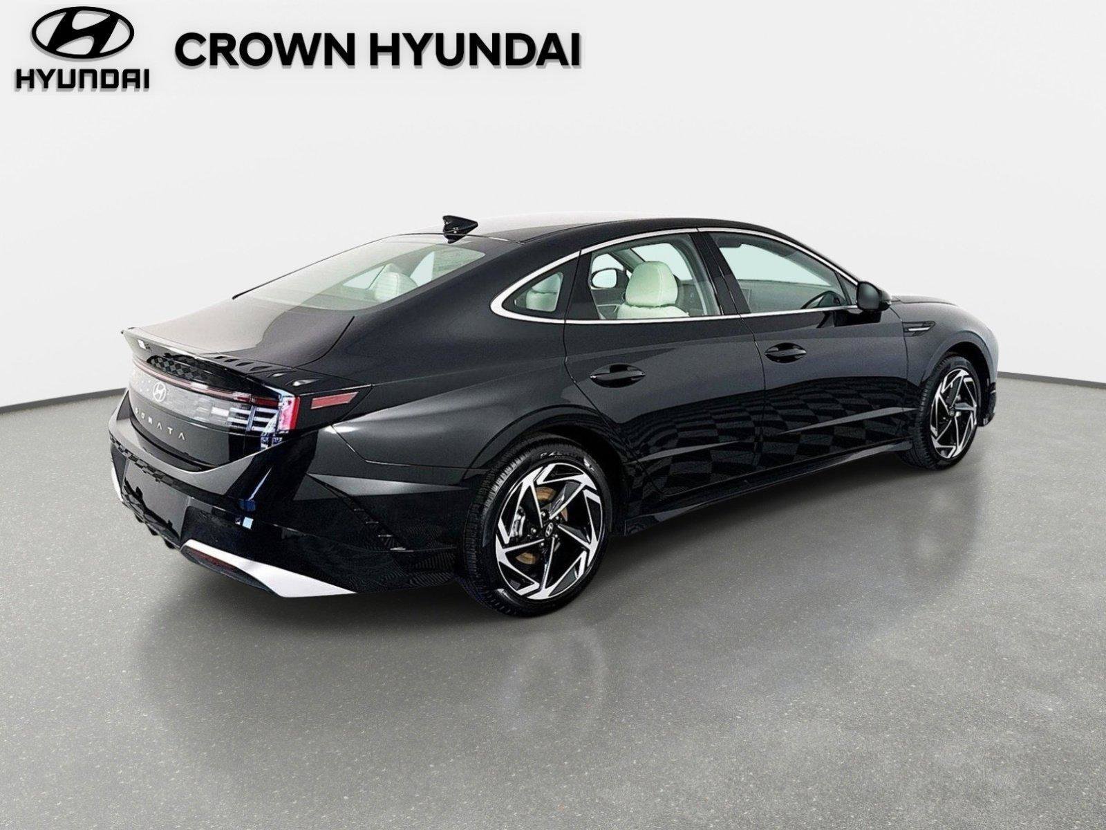 New 2026 Hyundai Sonata SEL FWD image 5