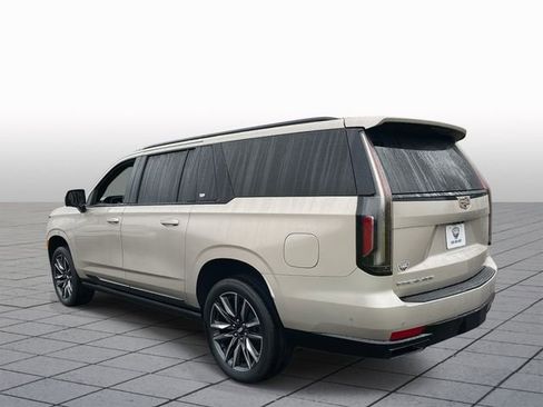 Used 2021 Cadillac Escalade ESV Sport Platinum image 5