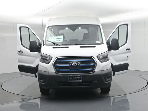 New 2026 Ford E-Transit 148 Medium Roof w/ Load Area Protection Package image 26