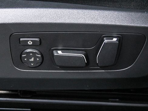 Used 2025 BMW X3 xDrive30i w/ Premium Package image 21