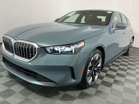 Certified 2024 BMW 530i xDrive w/ M Sport Package image 2