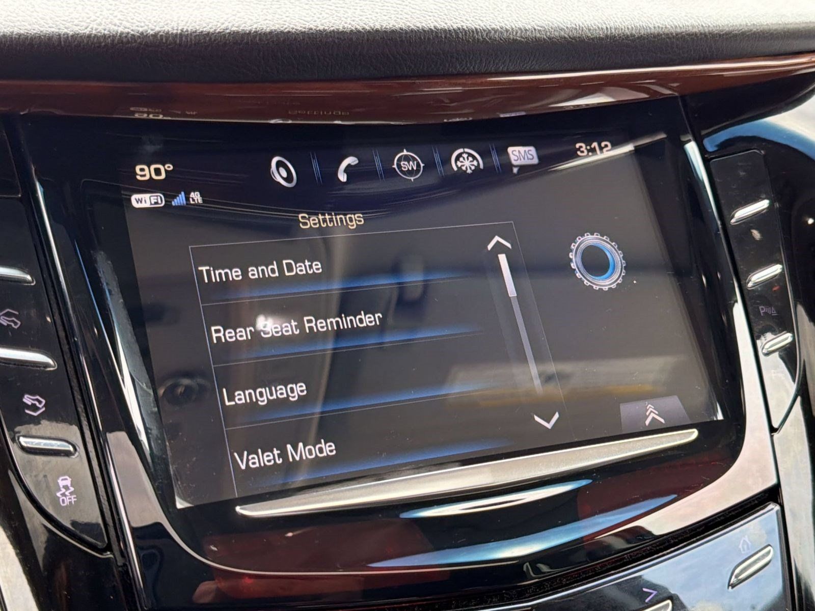 Used 2018 Cadillac Escalade ESV Luxury AWD/4WD image 27