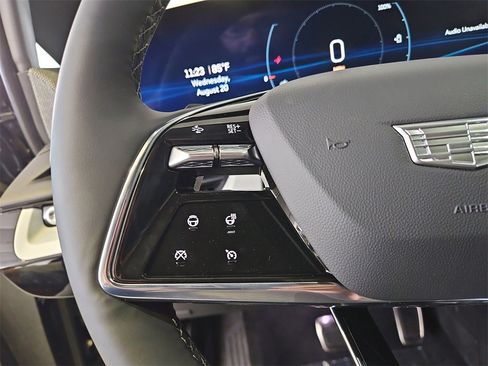 New 2025 Cadillac Optiq Sport 1 image 17