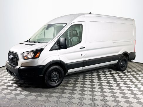 Used 2022 Ford Transit 350 Medium Roof RWD image 4