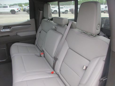 New 2026 GMC Sierra 1500 SLT w/ SLT Premium Plus Package AWD/4WD image 16