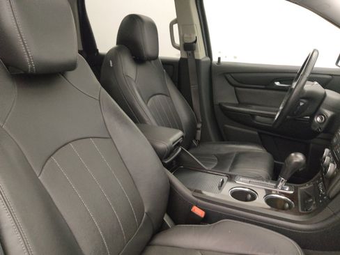 Used 2017 Chevrolet Traverse Premier FWD image 21