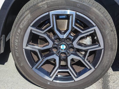 Used 2024 BMW X1 xDrive28i image 10