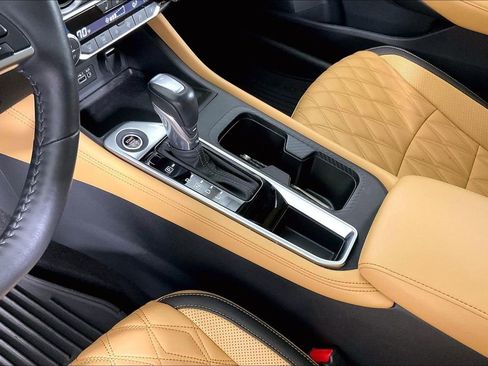 Certified 2025 Nissan Sentra SV w/ SV Premium Package image 19