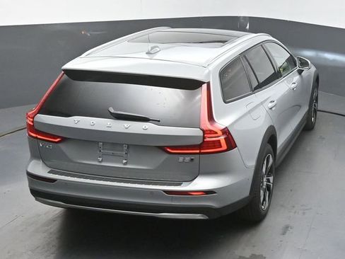 New 2026 Volvo V60 B5 Cross Country Plus w/ Protection Package Premier image 47