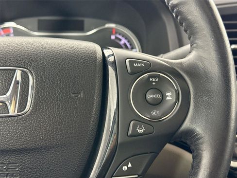 Used 2018 Honda Ridgeline RTL-E image 18