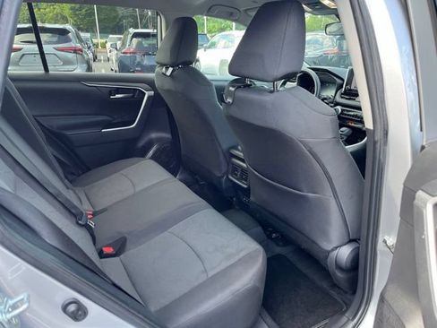 Used 2024 Toyota RAV4 XLE FWD image 18