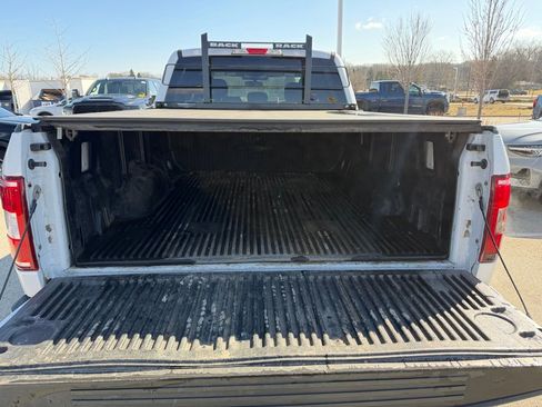Used 2019 Ford F150 XLT w/ Trailer Tow Package image 5