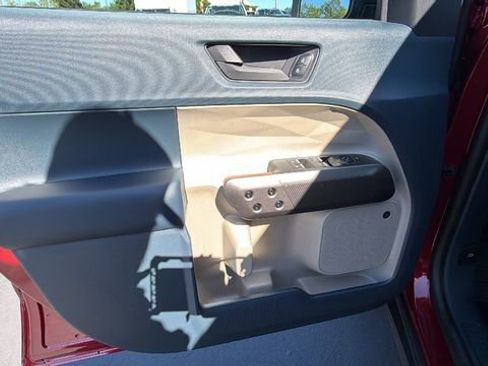 New 2026 Ford Maverick Lariat image 19