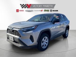 Used 2025 Toyota RAV4 LE video 1