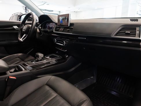 Used 2018 Audi Q5 2.0T Premium Plus w/ Premium Plus Package AWD/4WD image 25