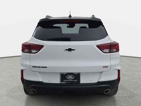 Used 2023 Chevrolet TrailBlazer RS w/ Sun and Liftgate Package image 6
