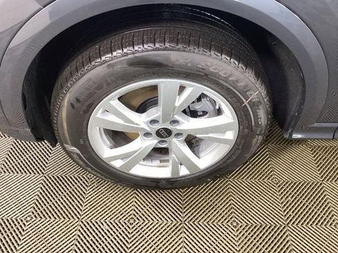 New 2025 Audi Q5 Premium image 8