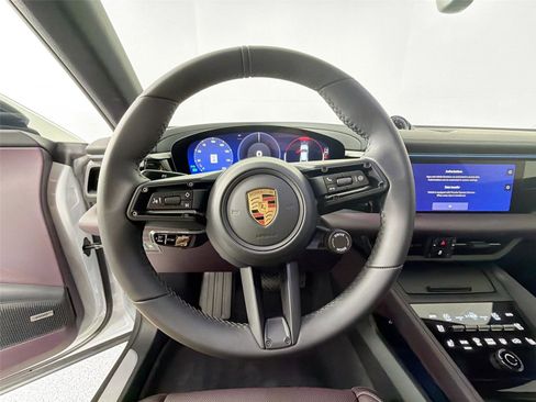 Certified 2026 Porsche Macan Electric RWD image 20