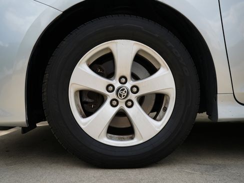 Used 2020 Toyota Sienna L image 14