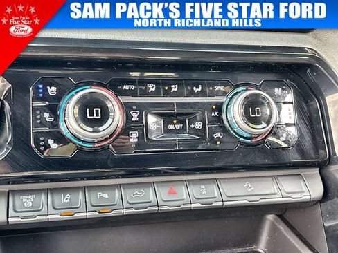 Used 2025 GMC Sierra 2500 AT4 w/ AT4 Premium Plus Package AWD/4WD image 28