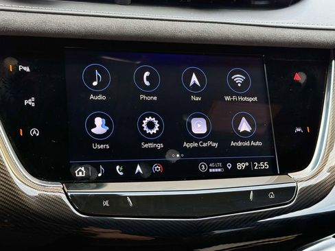 Used 2025 Cadillac XT6 Sport w/ Platinum Package AWD/4WD image 6