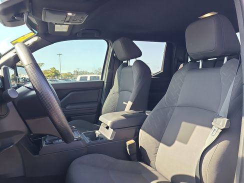 Used 2024 Toyota Tacoma SR image 19