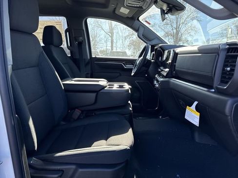 New 2026 GMC Sierra 1500 SLE image 24