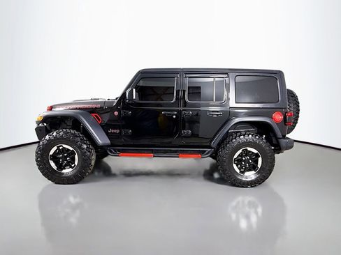 Used 2019 Jeep Wrangler Unlimited Rubicon w/ Uconnect 4C Nav & Sound Group AWD/4WD image 4