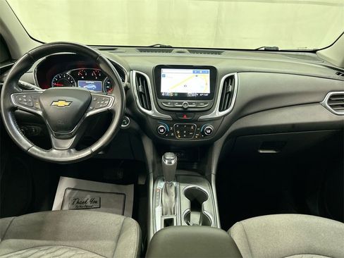 Used 2020 Chevrolet Equinox LT image 19