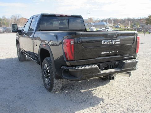 New 2026 GMC Sierra 2500 Denali Ultimate image 9
