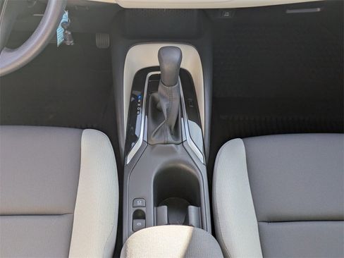 Used 2024 Toyota Corolla LE image 18