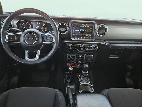 Used 2023 Jeep Wrangler Unlimited Rubicon 4xe w/ Cold Weather Group AWD/4WD image 9