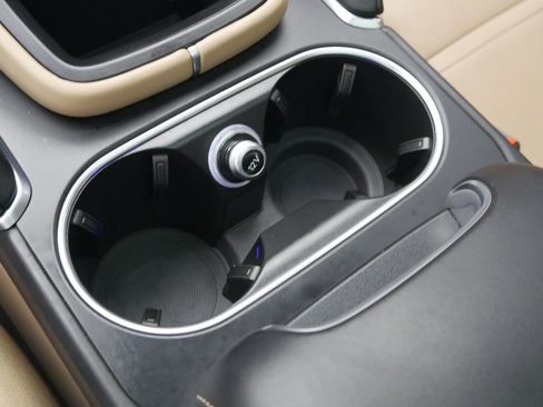 Certified 2023 Porsche Cayenne Turbo AWD/4WD image 43