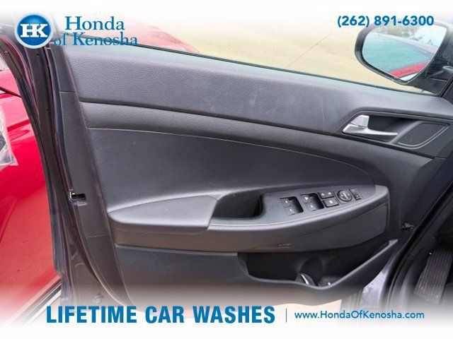 Used 2020 Hyundai Tucson Sport w/ Cargo Package AWD/4WD image 7