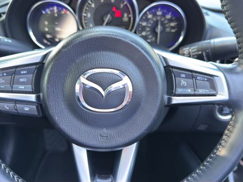 Used 2023 MAZDA MX-5 Miata Grand Touring RWD image 13