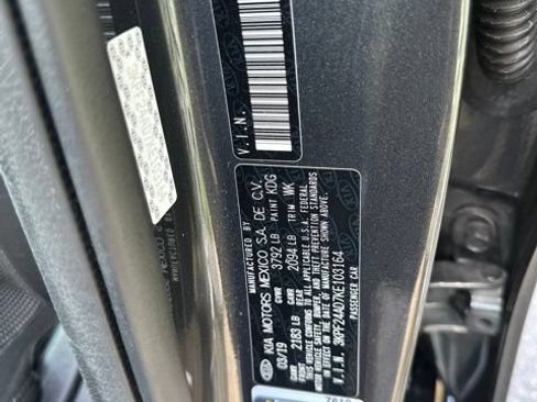 Used 2019 Kia Forte LXS FWD image 30