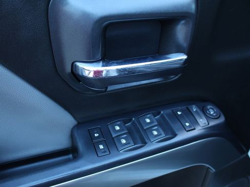 Used 2018 Chevrolet Silverado 1500 LT image 14