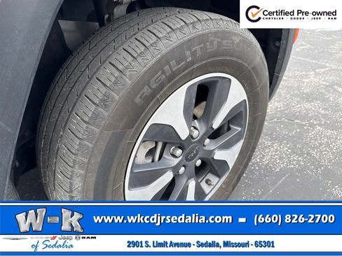 Used 2024 Jeep Grand Cherokee Limited 4xe AWD/4WD image 4