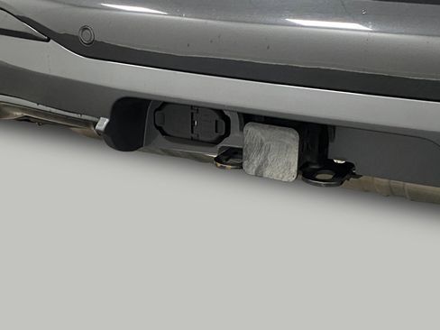 Used 2023 BMW X7 M60i w/ Executive Package image 4