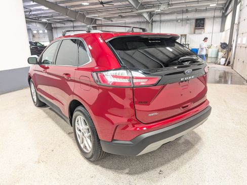 Used 2023 Ford Edge SEL w/ Convenience Package AWD/4WD image 5