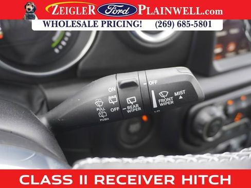 Used 2023 Jeep Wrangler Unlimited Sahara w/ Cold Weather Group image 25