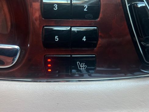 Used 2004 Maybach 57 RWD image 71
