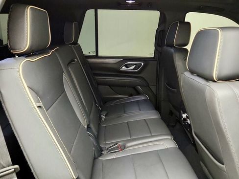 Used 2023 GMC Yukon SLT RWD image 21