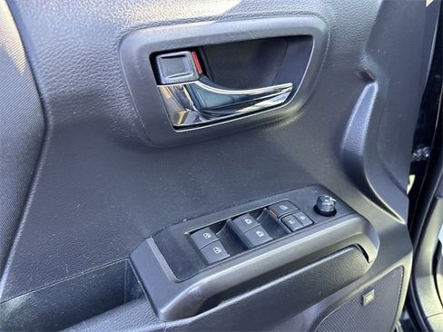 Used 2022 Toyota Tacoma TRD Sport w/ TRD Premium Sport Package image 14