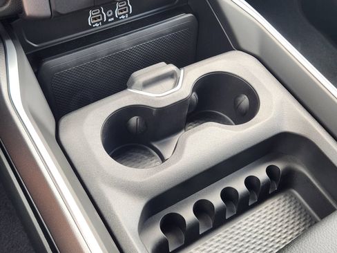New 2026 RAM 1500 Express AWD/4WD image 19