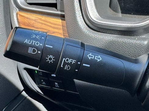 Used 2022 Honda CR-V Touring image 17