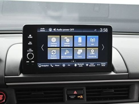 Used 2025 Honda Pilot Touring image 22